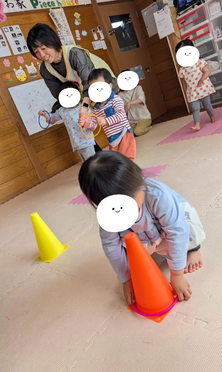 コーンめがけてよーいどん！