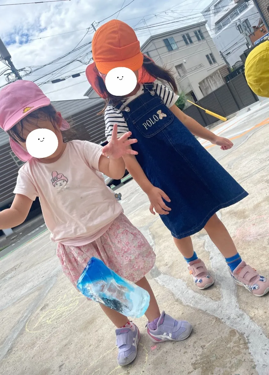 氷遊びをしました！