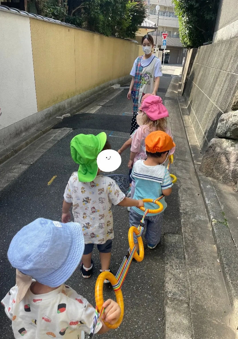 お散歩にしゅっぱ〜つ！